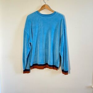 Ascot Hart Blue Crewneck Sweatshirt, Size L, Excellent condition.